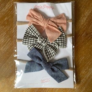 NWT Little Poppy Co set of 3 bows with nylon headbands